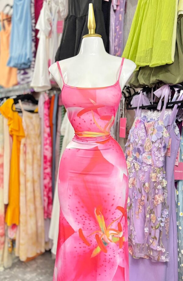 Vestido tirantes rosas