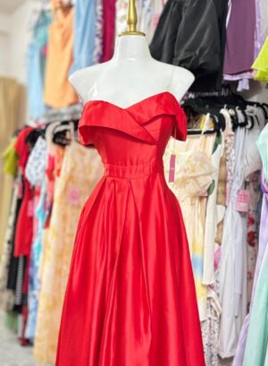 Vestido satin largo V princesa rojo